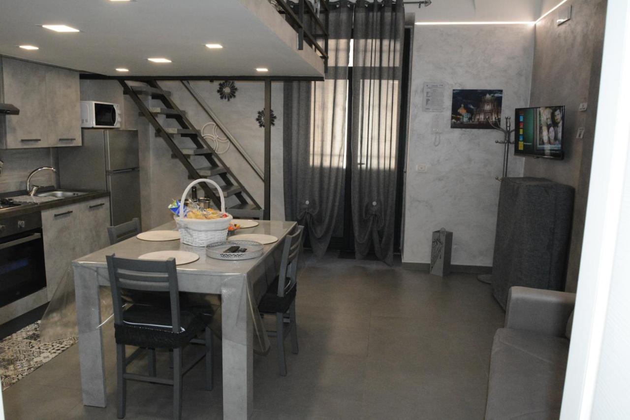 Aitho Apartment 43 Catania Exterior photo